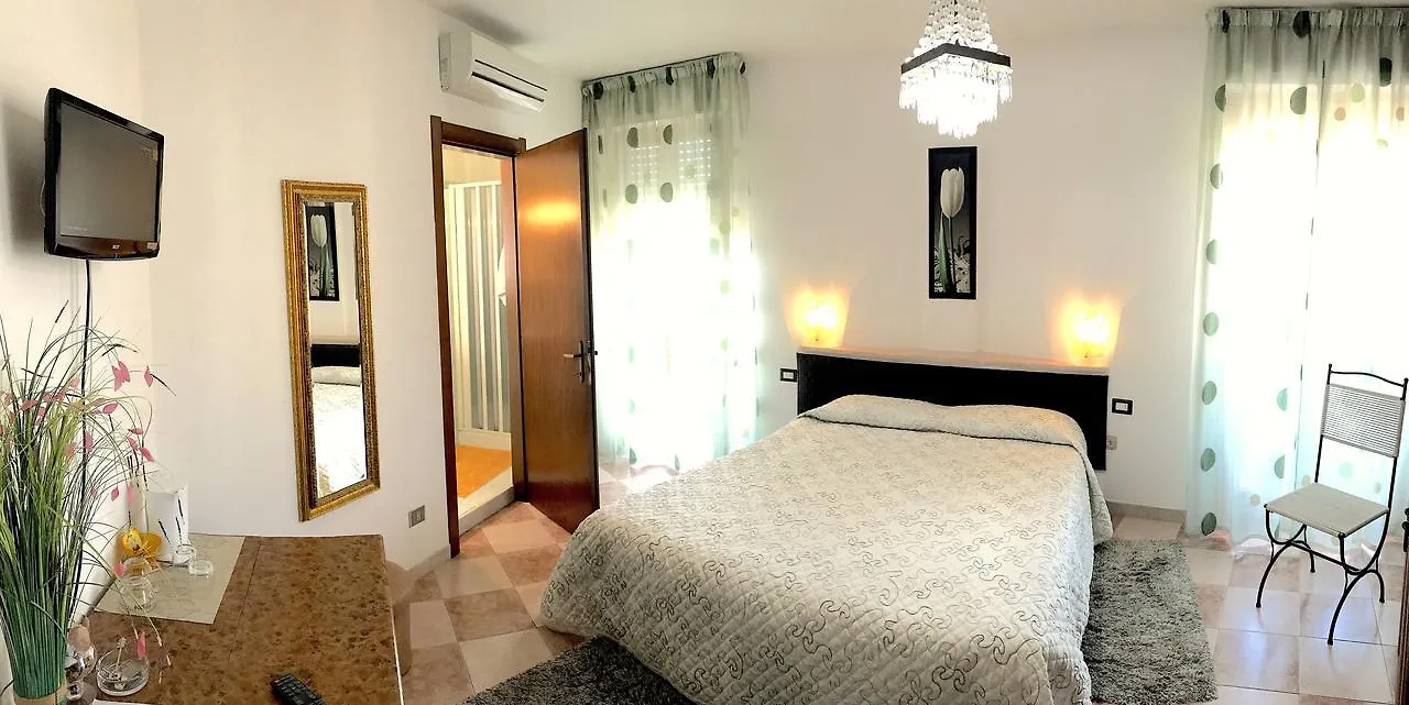 Magralu 2 B&B Alghero 3*,